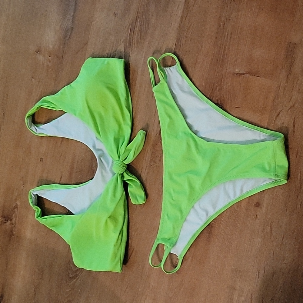 NWOT Neon green 2 piece bikini size XL